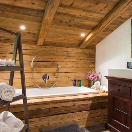 7br Modern Chalet Close To Mountain
